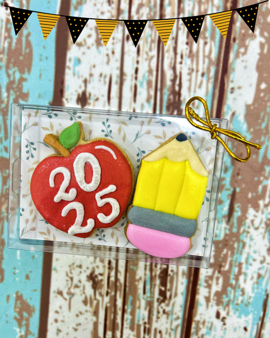 BOX 2 GALLETAS GRADUACIÓN: MANZANA Y LÁPIZ